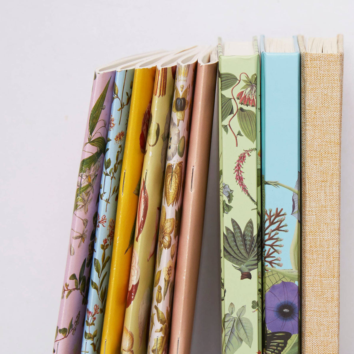 RHS 160 Page Hardbound Sketchbook (110gsm), A5, Rose