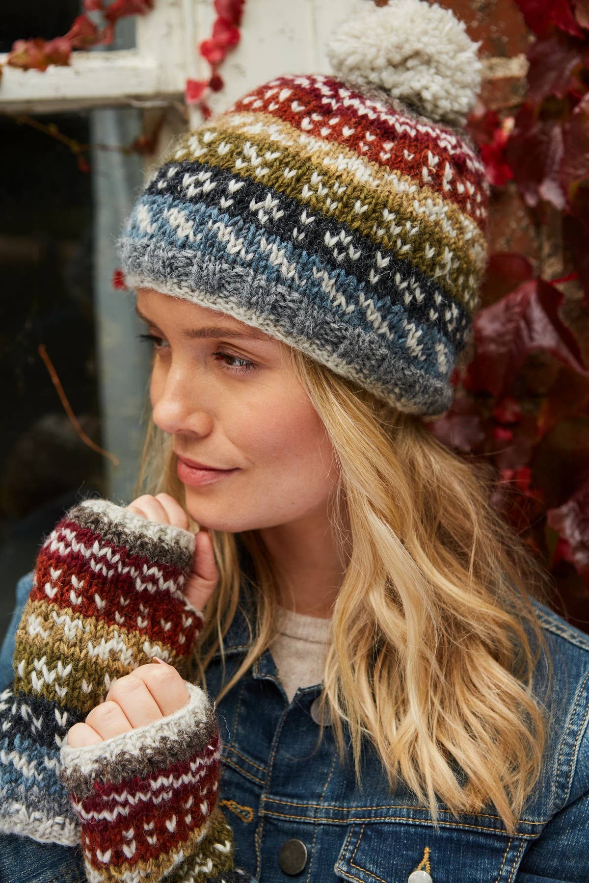Helmsdale - Hand Knit Thick Wool Fair Isle Fingerless Gloves: One Colour